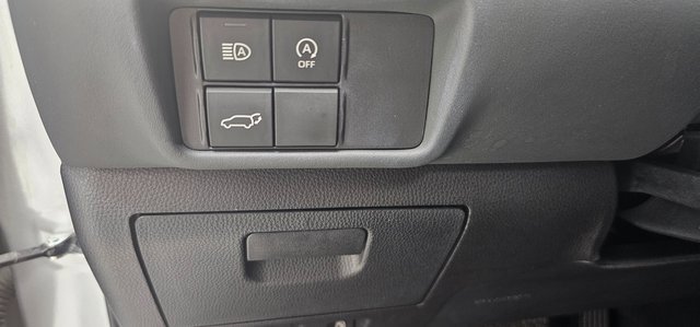 Used 2024 Toyota Highlander XLE image 10