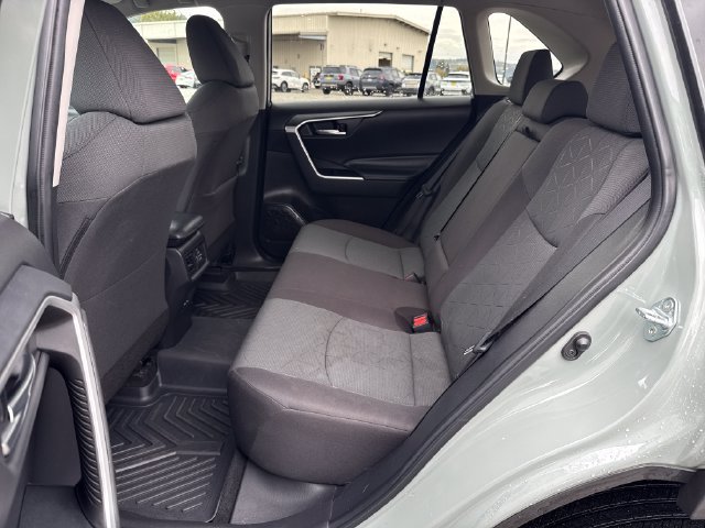 Used 2023 Toyota RAV4 XLE w/ Convenience Package FWD image 16