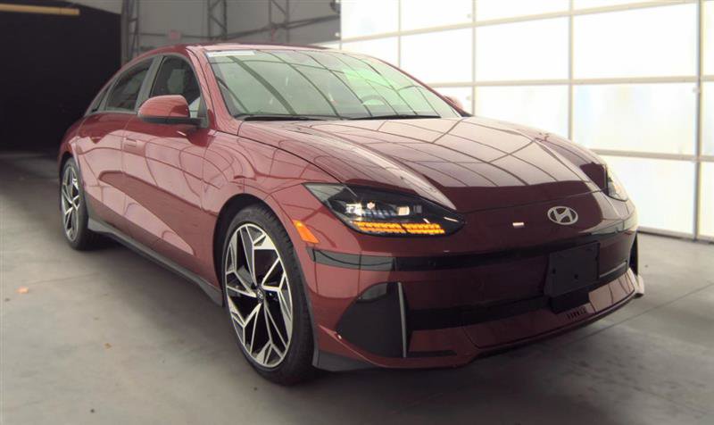 Used 2023 Hyundai Ioniq 6 SEL RWD image 3
