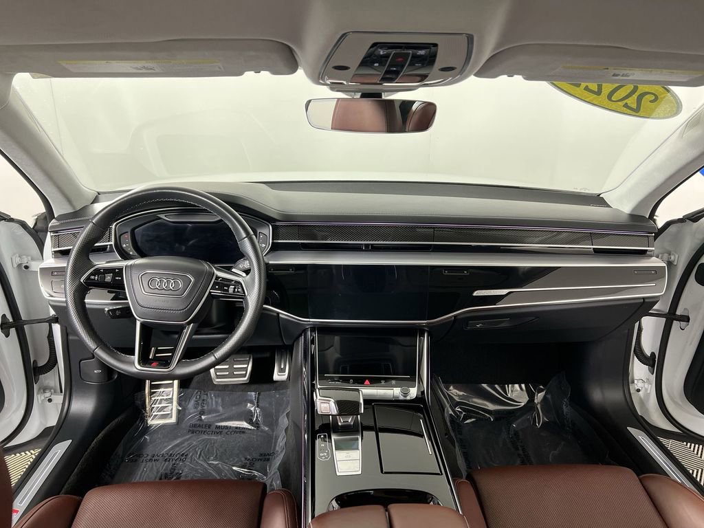 Used 2022 Audi S8 AWD/4WD image 22
