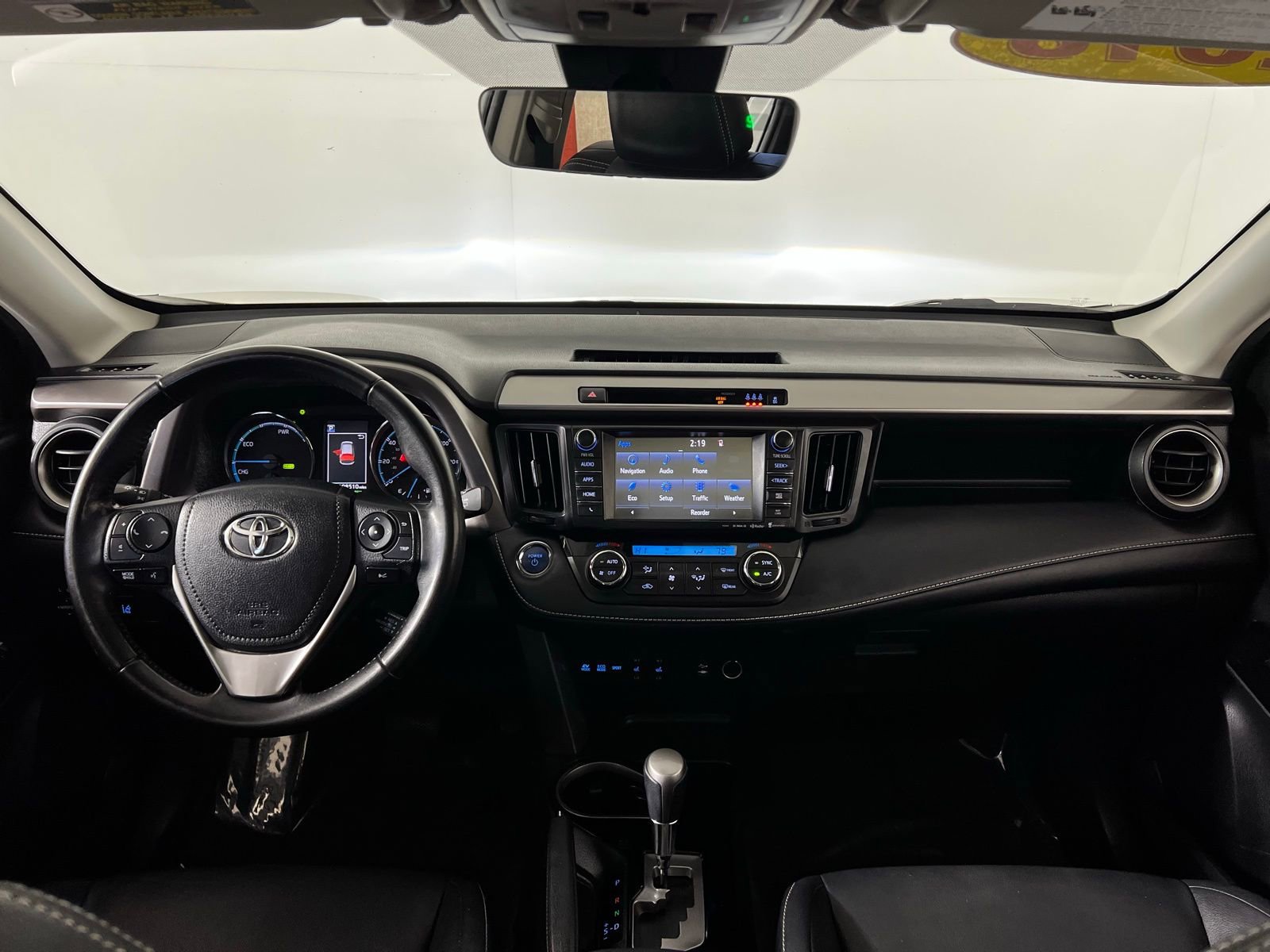 Used 2018 Toyota RAV4 Limited image 28