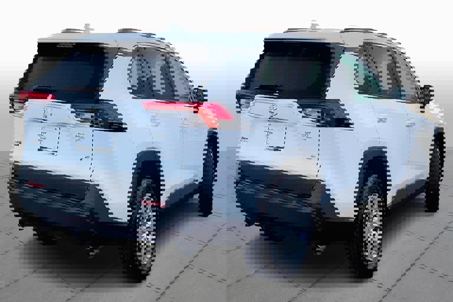 Certified 2021 Toyota RAV4 LE image 13