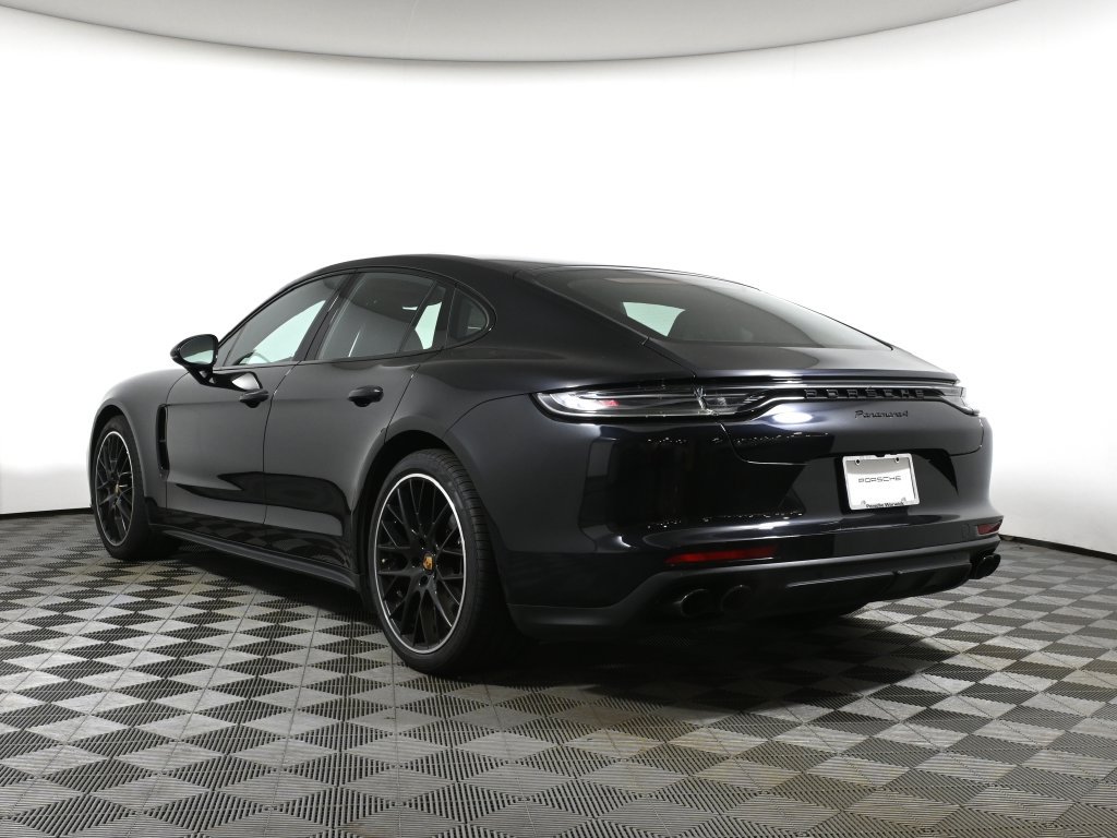 Used 2023 Porsche Panamera 4 Platinum Edition AWD/4WD image 3