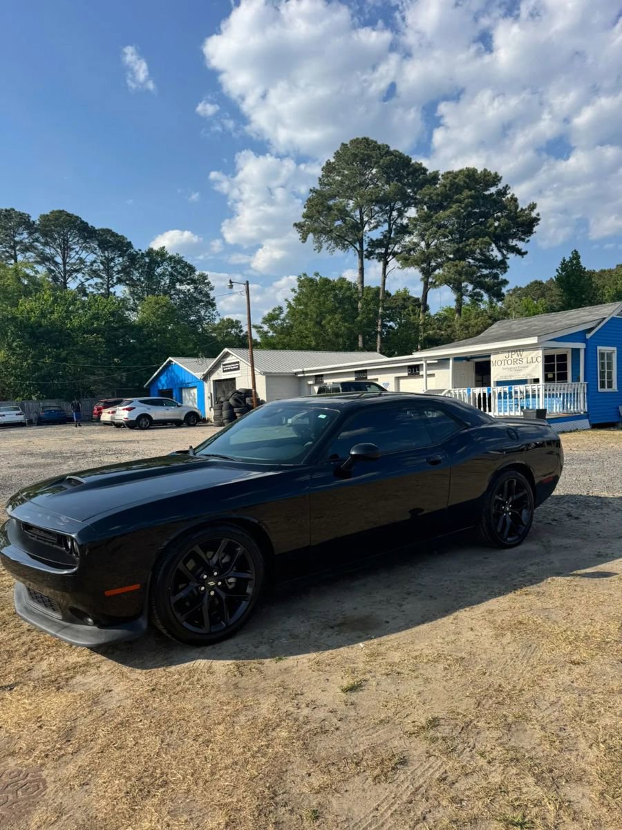 Used 2021 Dodge Challenger GT w/ Driver Convenience Group RWD image 5
