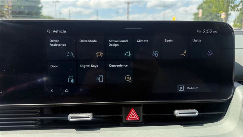 Used 2025 Hyundai Ioniq 5 Limited RWD image 27