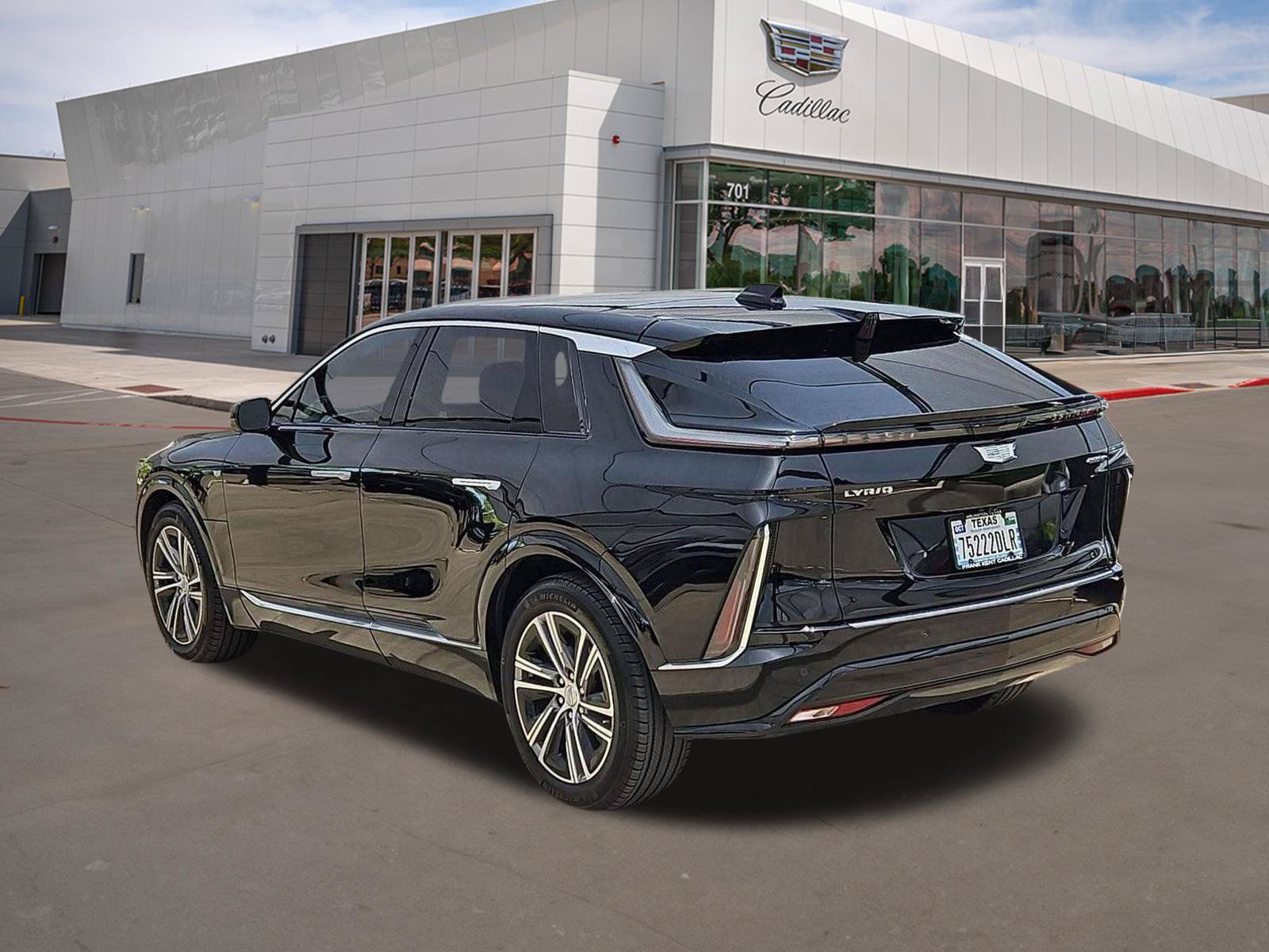Certified 2024 Cadillac Lyriq Luxury RWD image 4