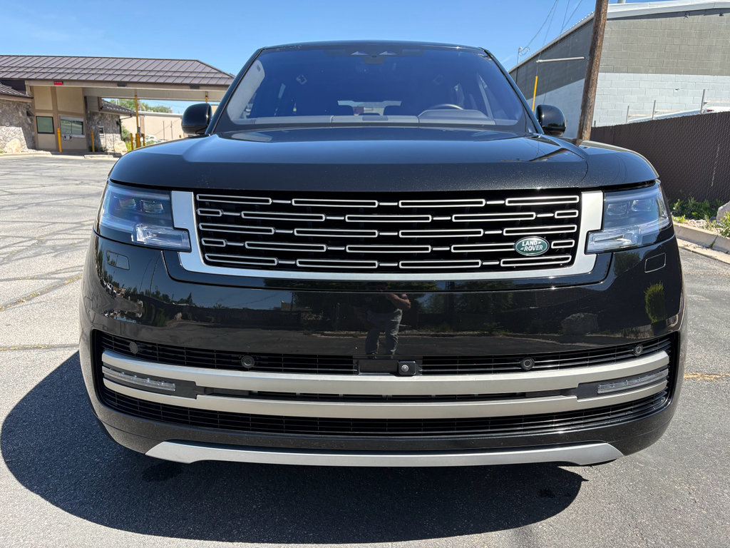 Used 2023 Land Rover Range Rover Long Wheelbase SE AWD/4WD image 16