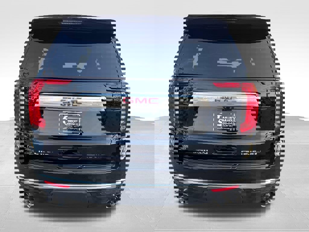 Certified 2023 GMC Yukon XL Denali w/ Denali Reserve Package image 5