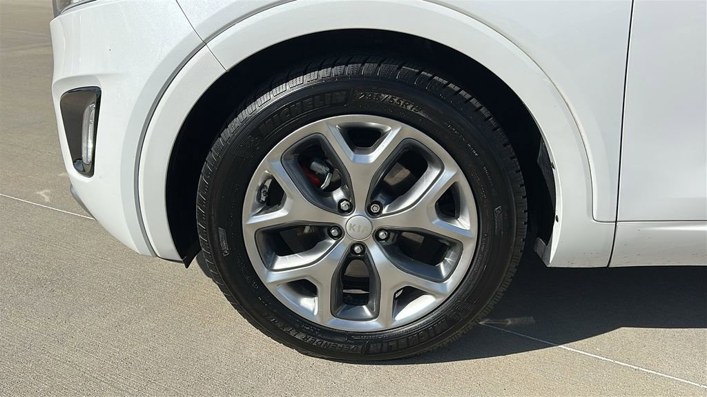 Used 2017 Kia Sorento SX image 7