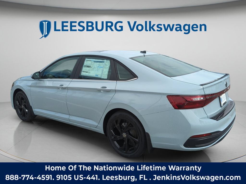 New 2026 Volkswagen Jetta SE FWD image 9