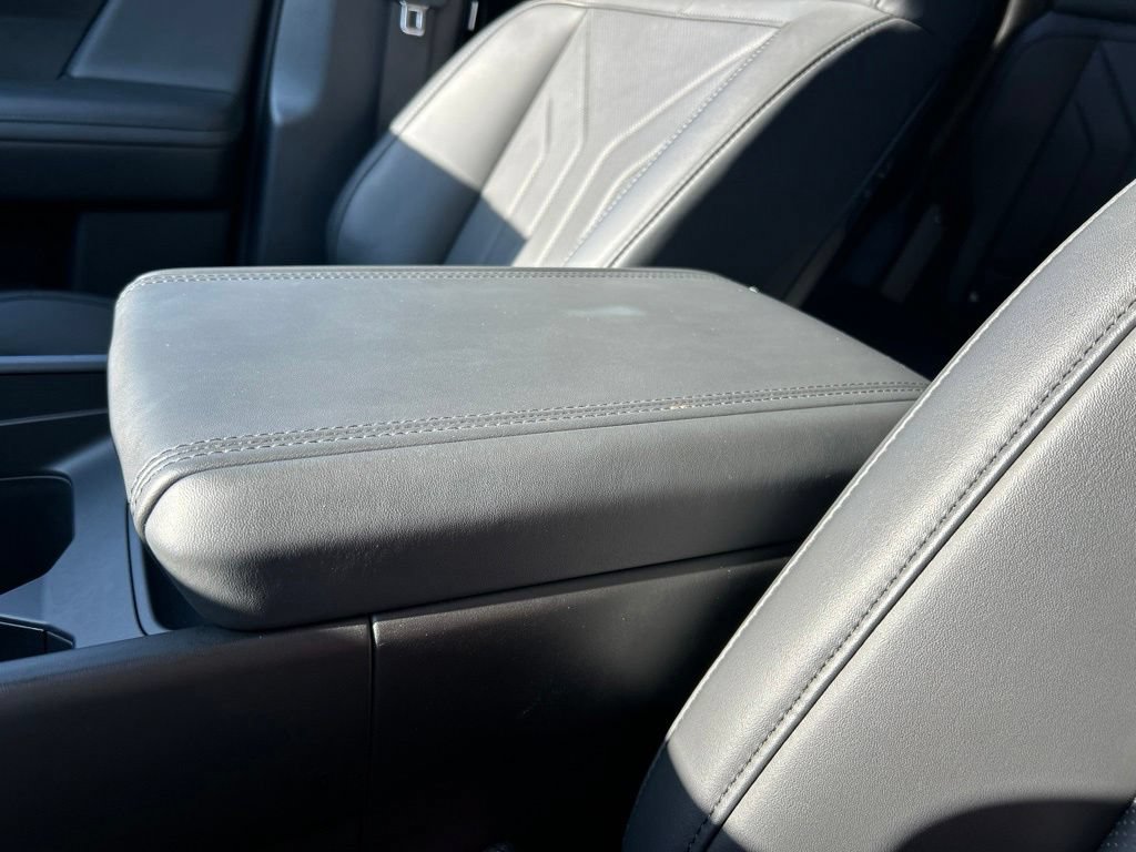 Used 2026 Hyundai Santa Fe SEL FWD image 37