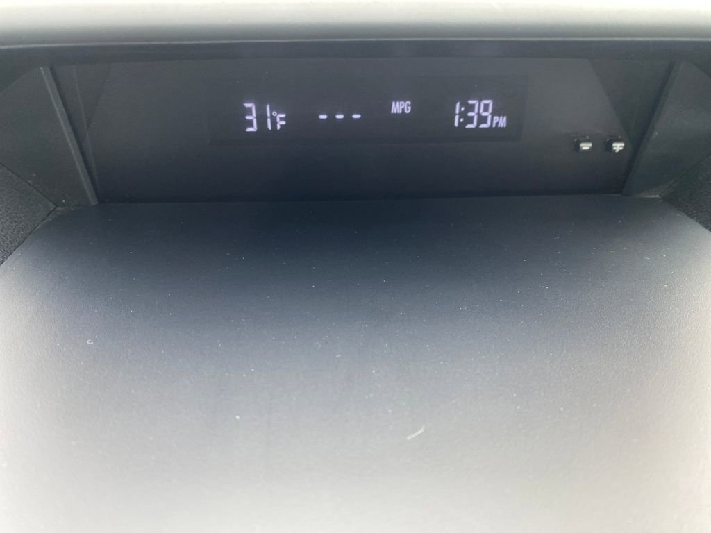 Certified 2023 Subaru Forester image 40