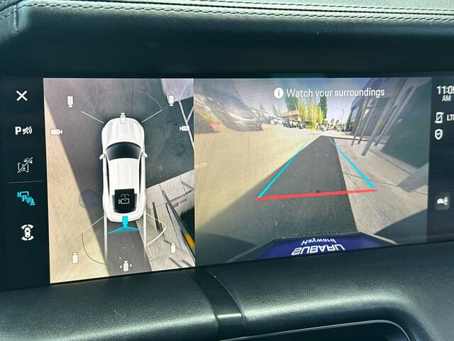 Used 2023 Porsche Taycan image 23