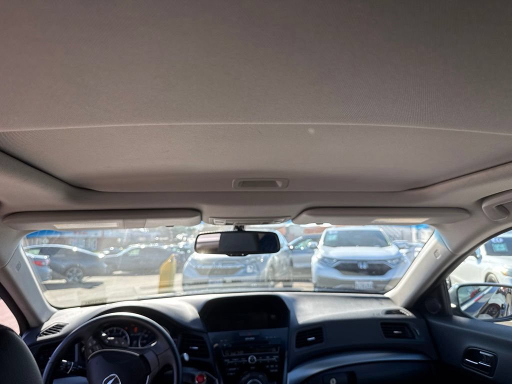 Used 2013 Acura ILX w/ Technology Package FWD image 11