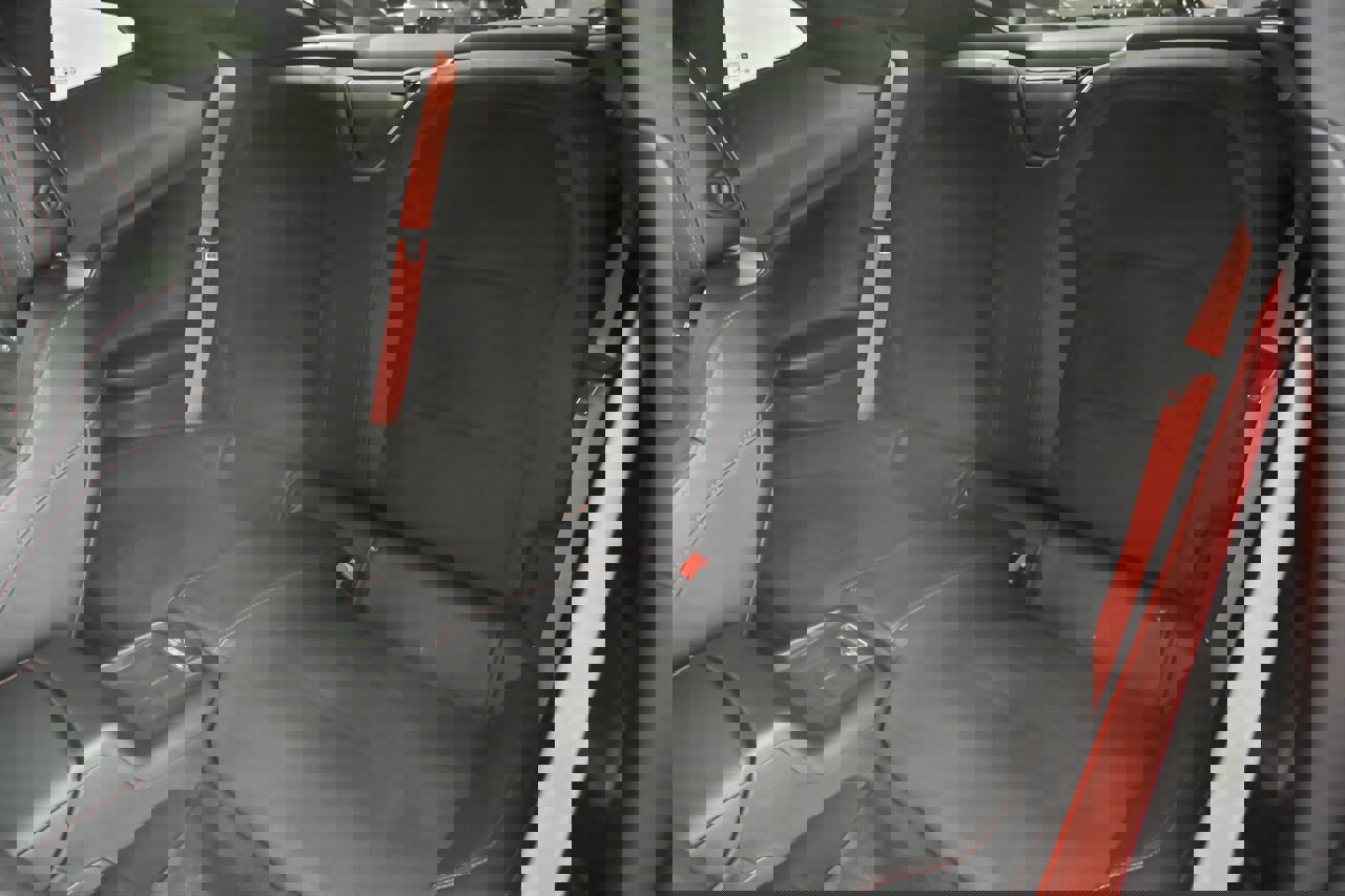 Used 2019 Chevrolet Camaro ZL1 image 25