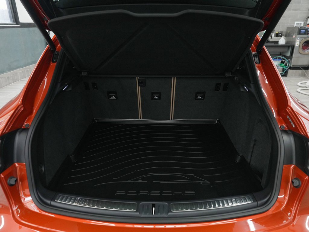 Used 2022 Porsche Macan S image 44