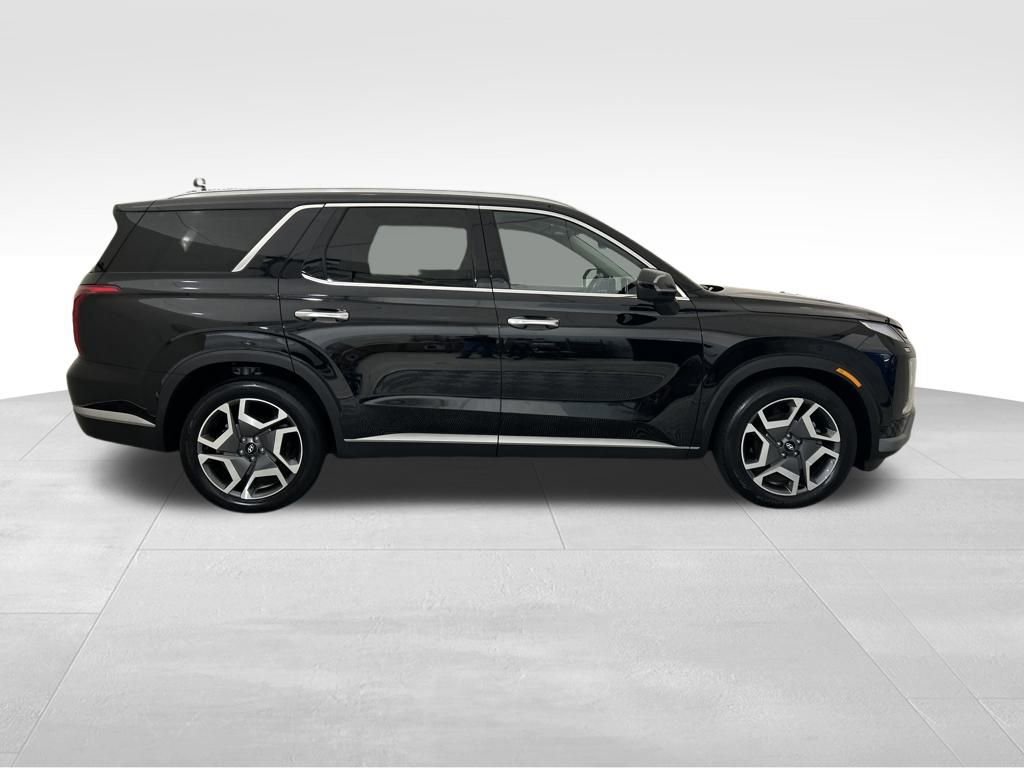 Certified 2025 Hyundai Palisade SEL image 18