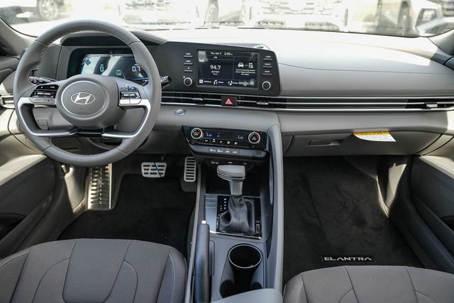 New 2026 Hyundai Elantra Sport FWD image 14