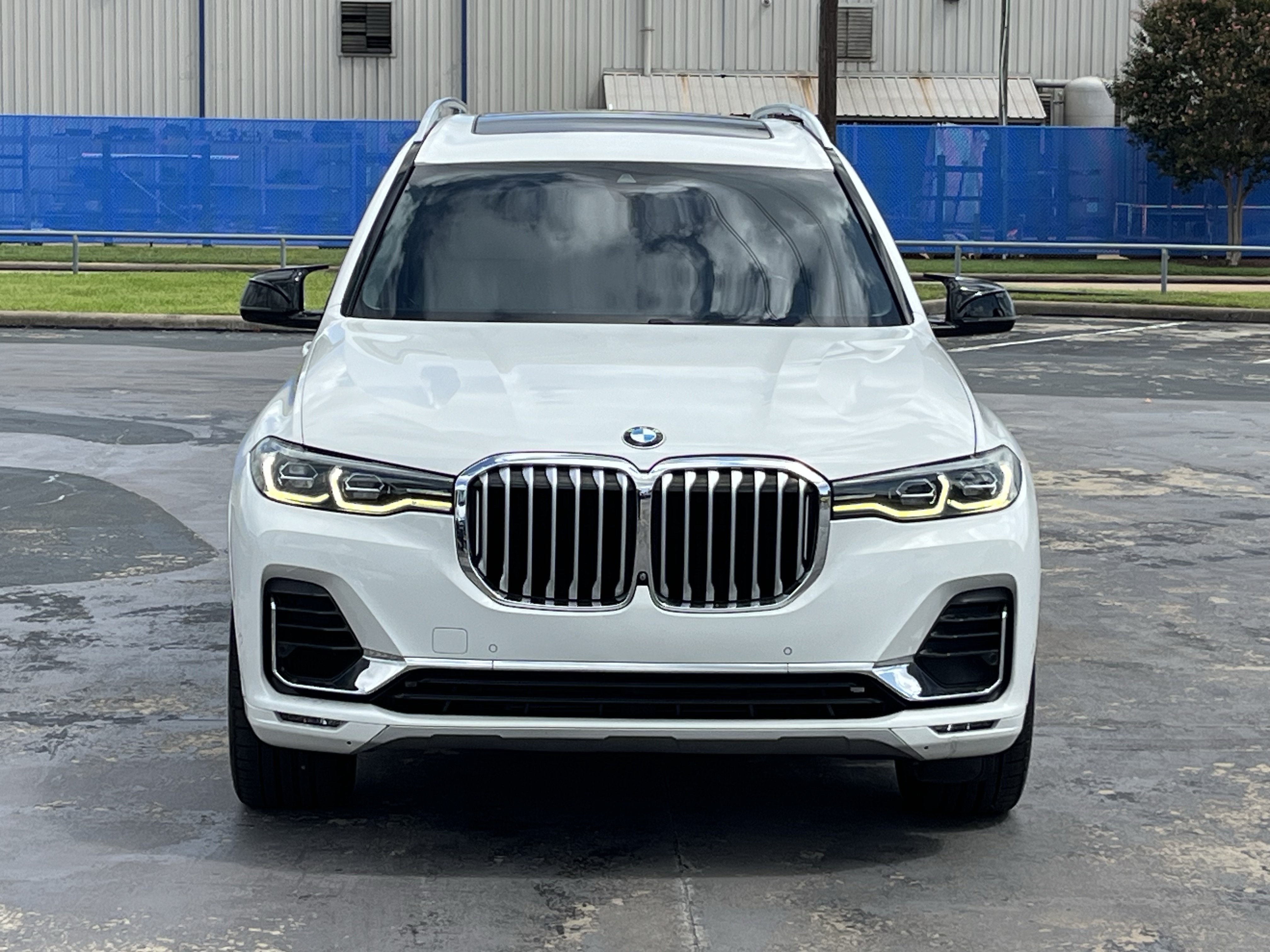 Used 2020 BMW X7 xDrive40i w/ Premium Package AWD/4WD image 6