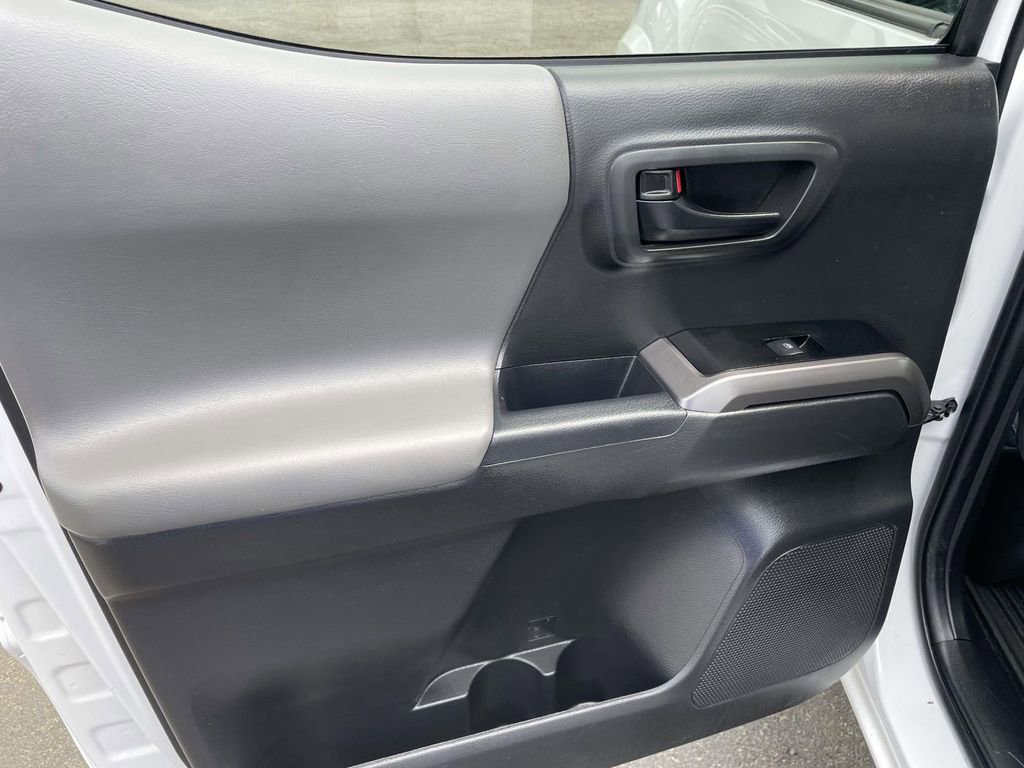 Used 2023 Toyota Tacoma SR5 w/ Technology Package image 20