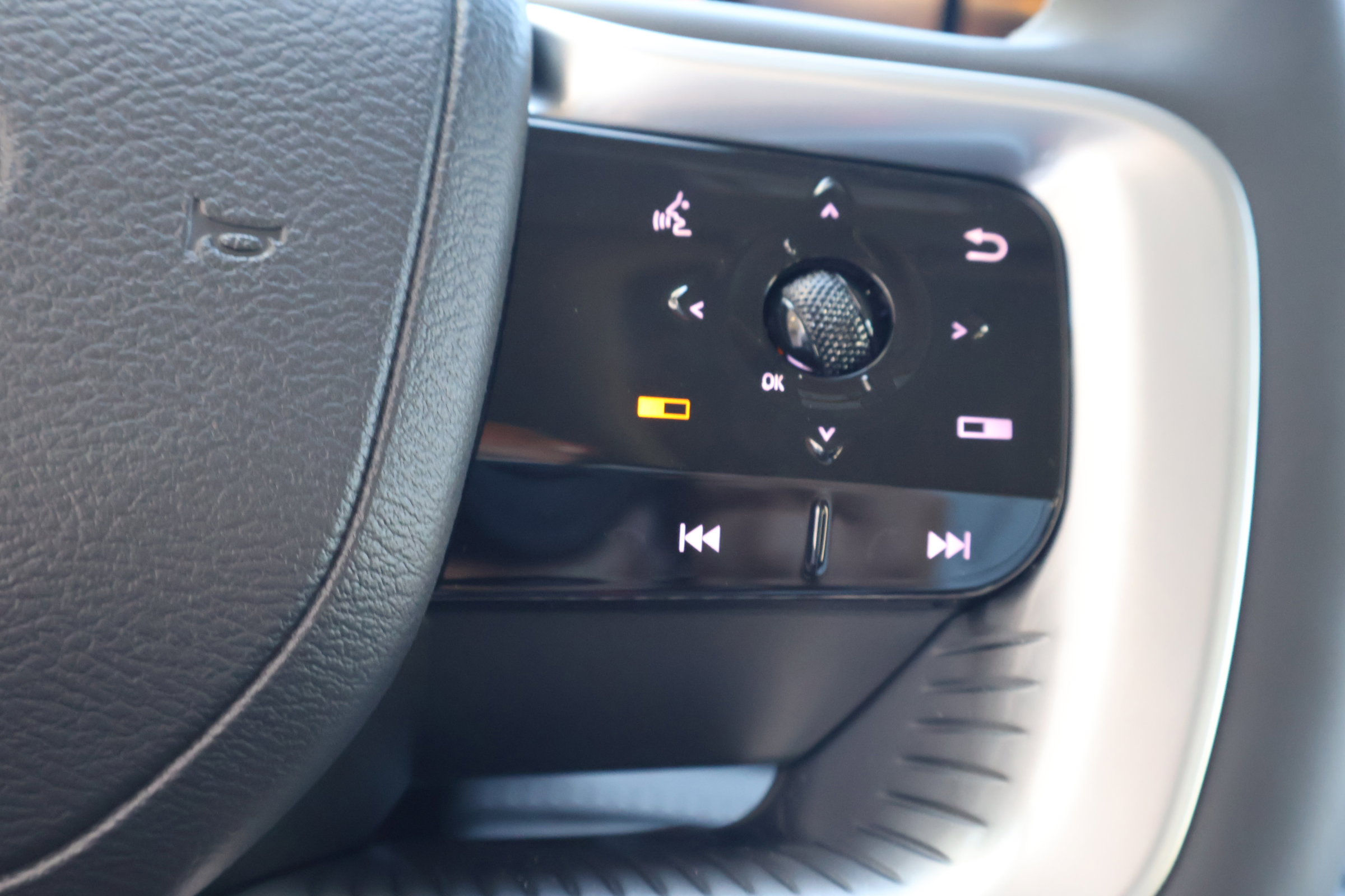 New 2026 INFINITI QX80 Luxe image 27