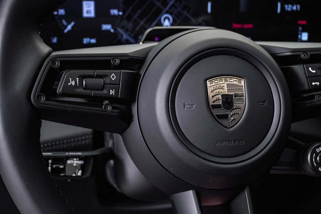 New 2026 Porsche Cayenne Turbo AWD/4WD image 22