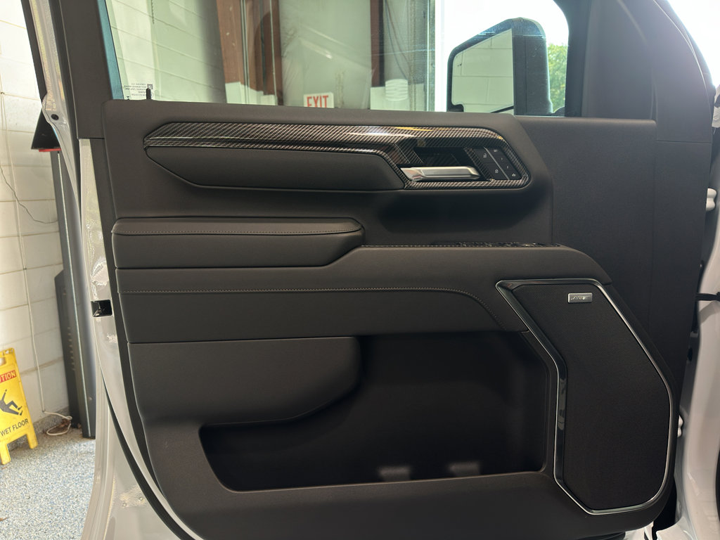 New 2025 Chevrolet Silverado 2500 LTZ w/ LTZ Premium Package AWD/4WD image 32
