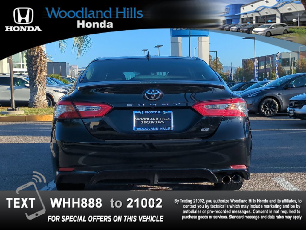 Used 2019 Toyota Camry SE w/ Carpet Mat Package FWD image 6