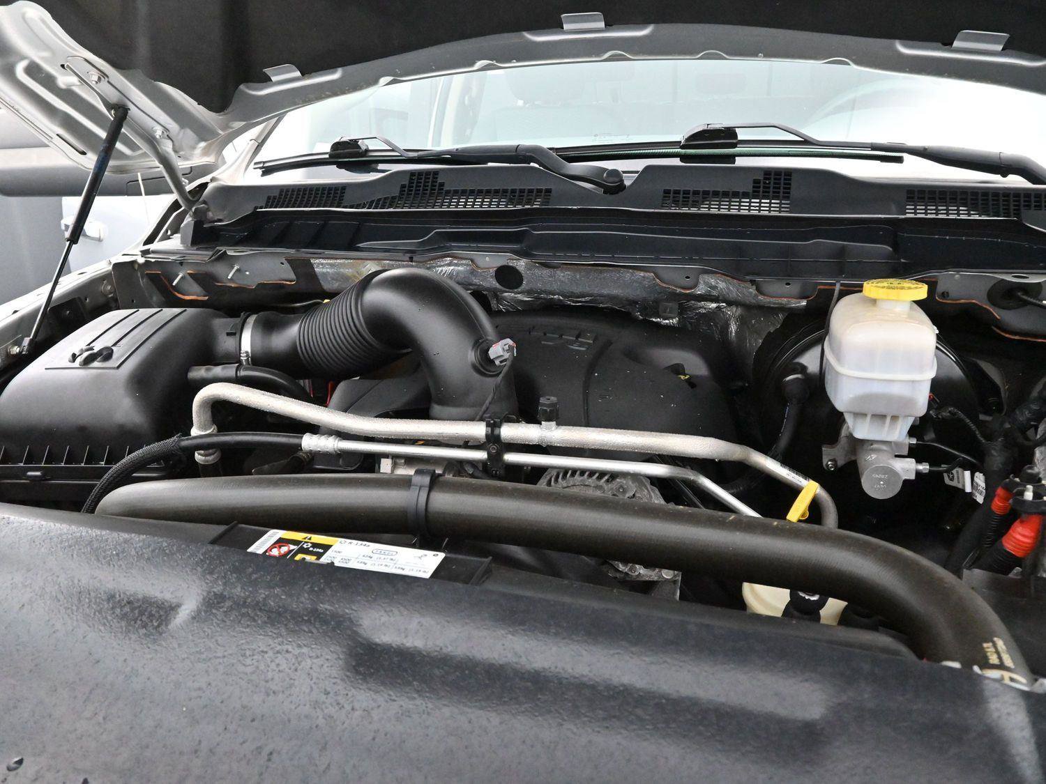 Used 2018 RAM 2500 SLT image 31