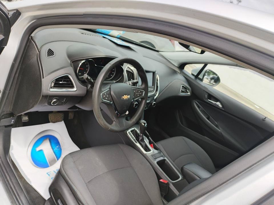 Used 2019 Chevrolet Cruze LT w/ LT Fleet Convenience Package FWD image 30