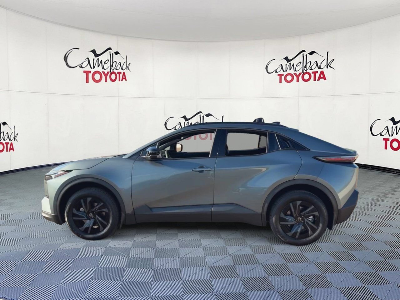 New 2026 Toyota C-HR AWD/4WD image 8
