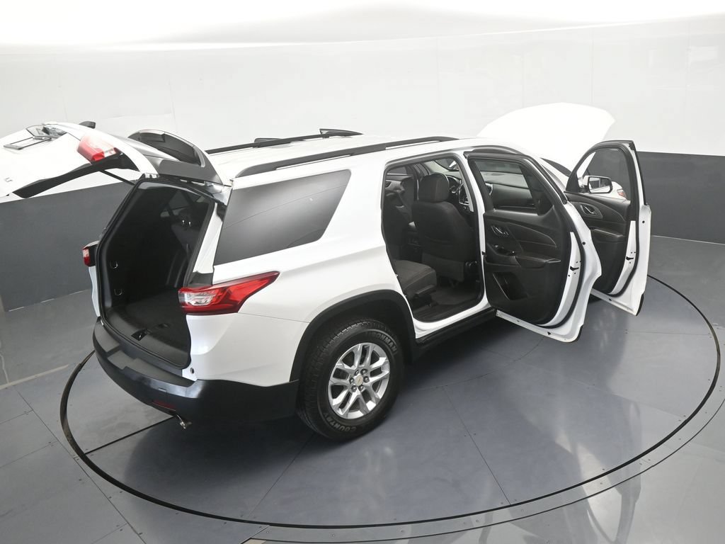 Used 2019 Chevrolet Traverse LT FWD image 65