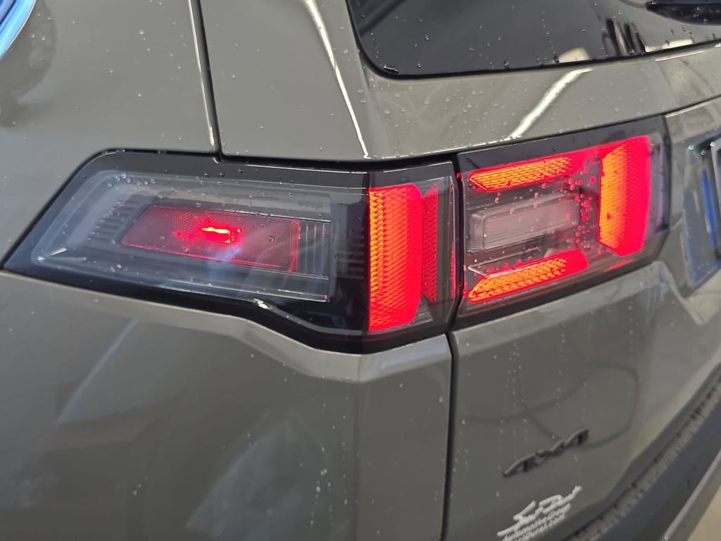 New 2026 Jeep Cherokee Laredo AWD/4WD image 33