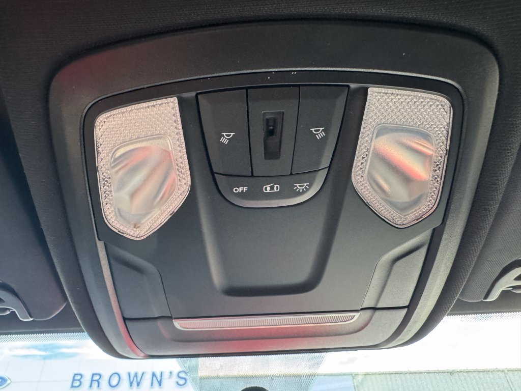 Used 2021 RAM 5500 Tradesman w/ Chrome Appearance Group AWD/4WD image 27