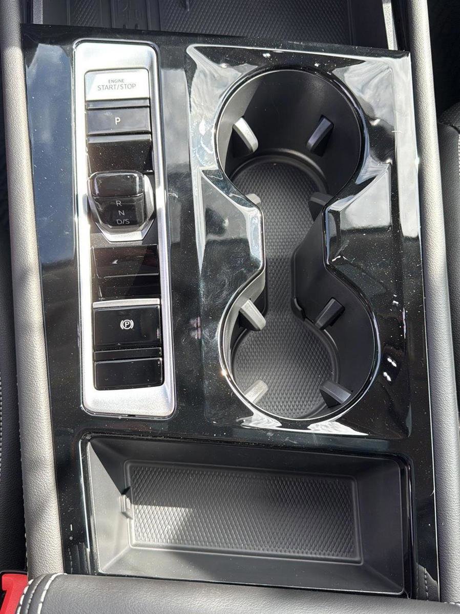 New 2026 Volkswagen Atlas SE image 16