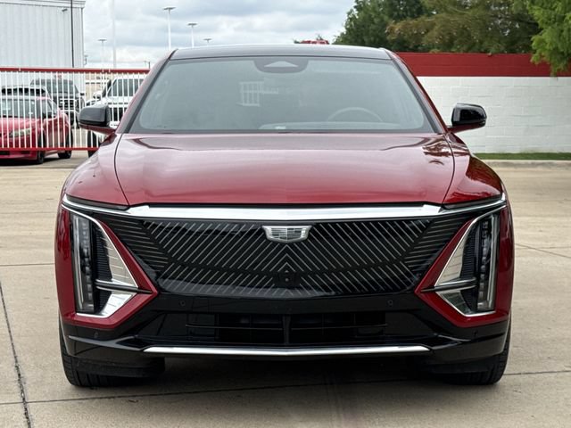 Used 2024 Cadillac Lyriq Luxury w/ LPO, Floor Liner Package AWD/4WD image 8