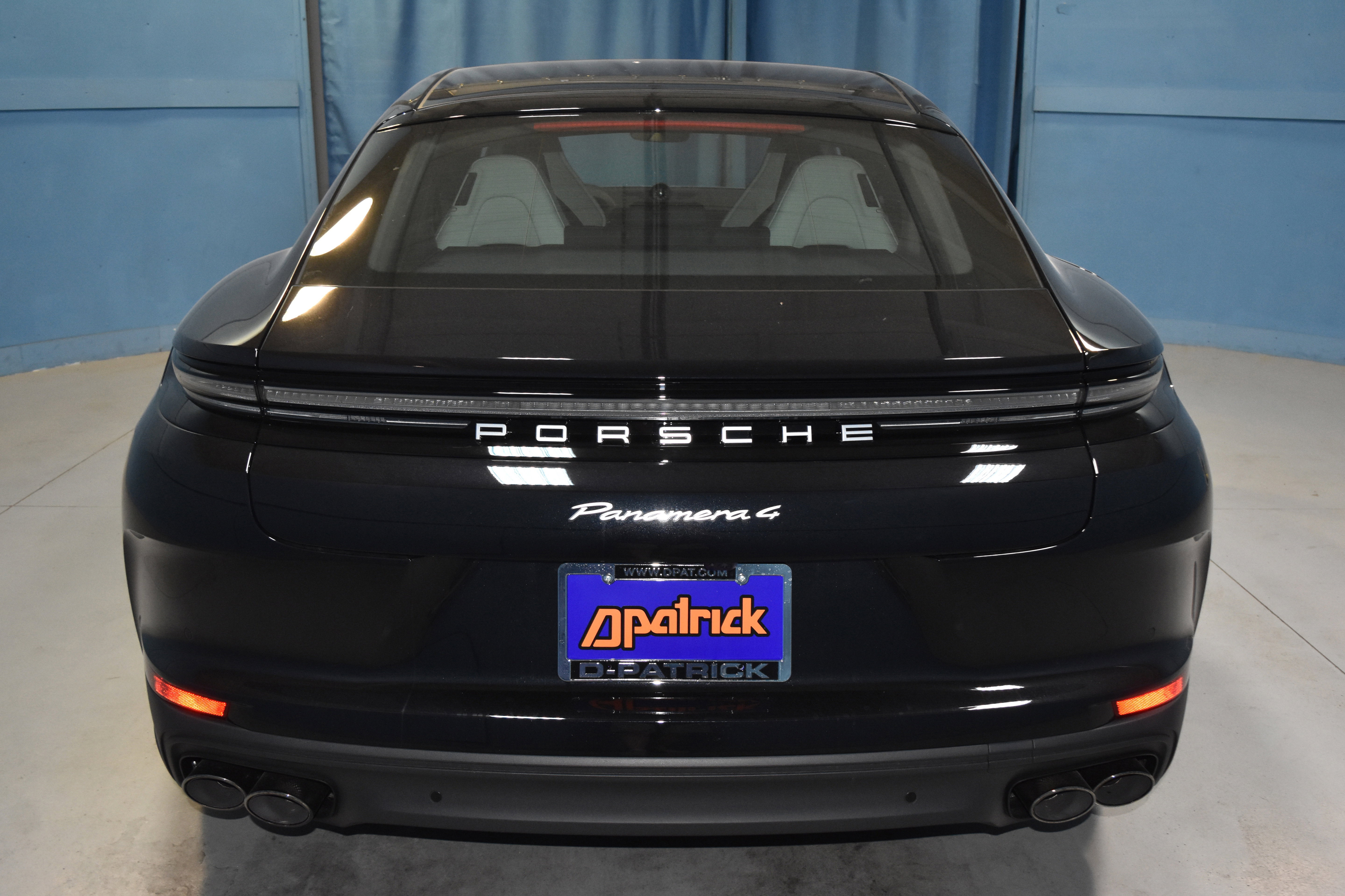 New 2025 Porsche Panamera 4 image 28