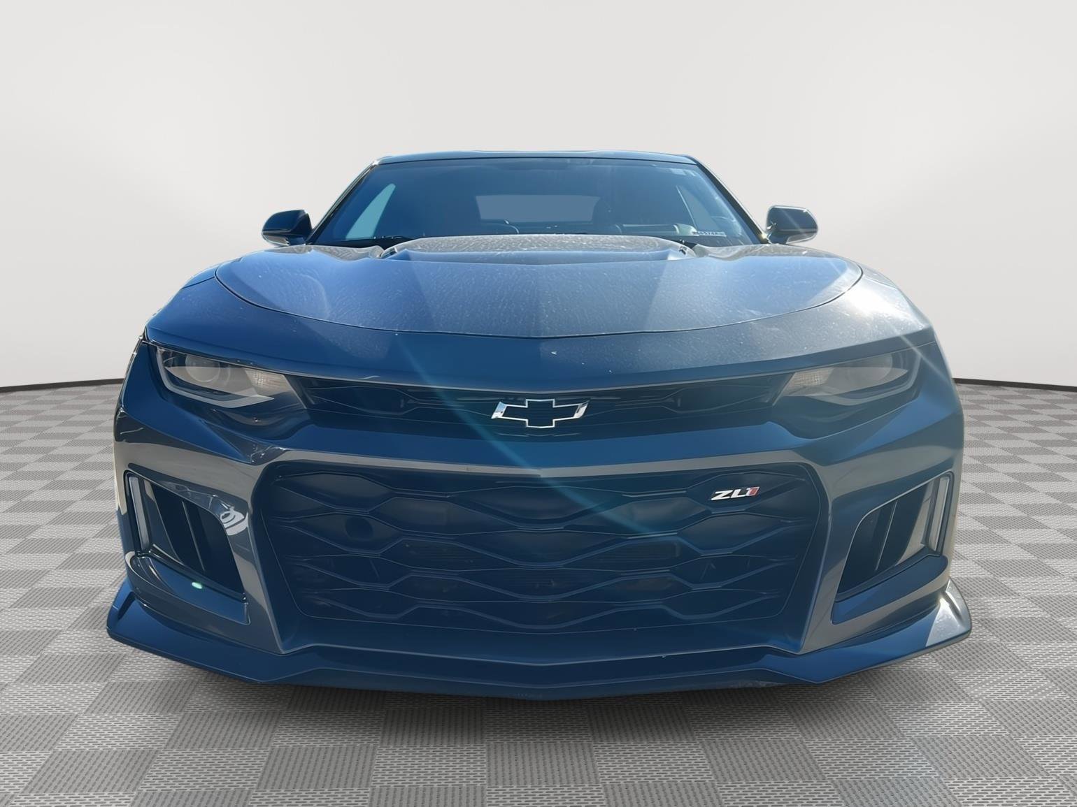Used 2018 Chevrolet Camaro ZL1 image 8