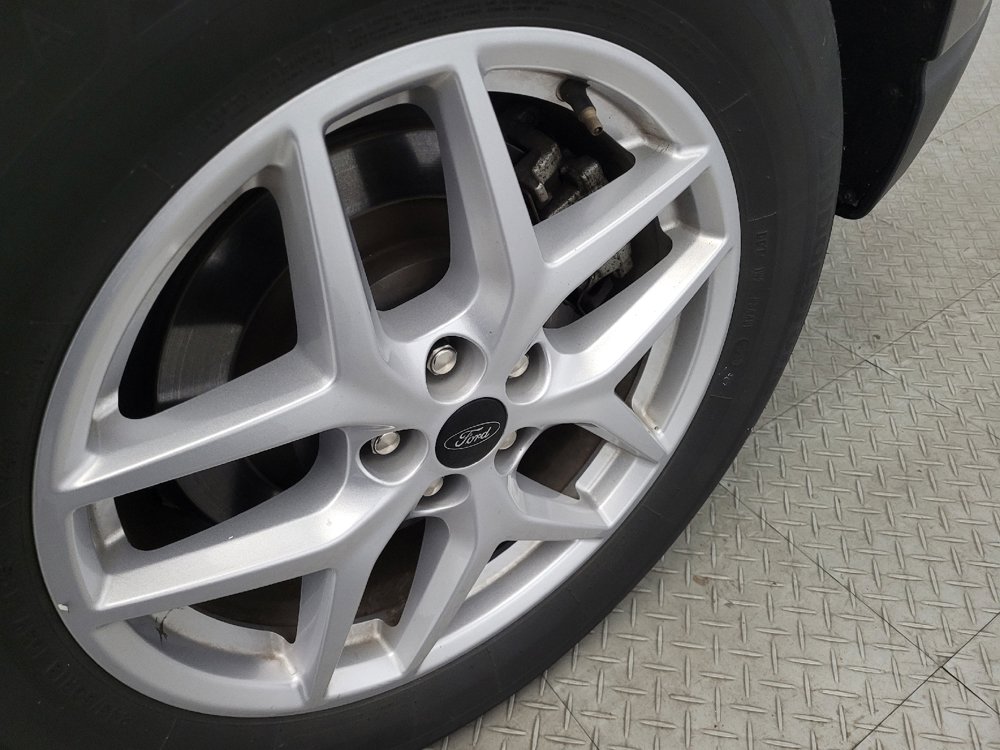 Used 2023 Ford Edge SEL image 31