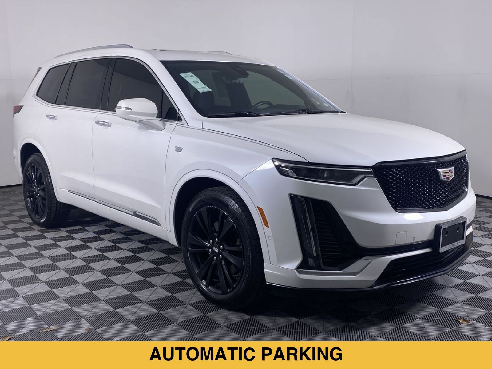 Certified 2023 Cadillac XT6 Premium Luxury w/ Technology Package AWD/4WD image 21