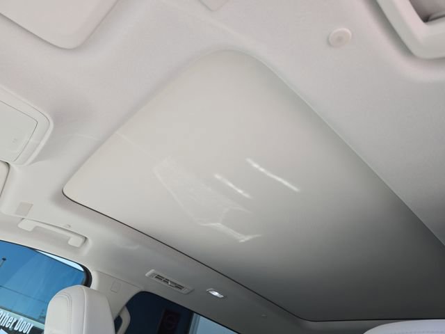 New 2026 Buick Enclave Avenir w/ Super Cruise Package image 19