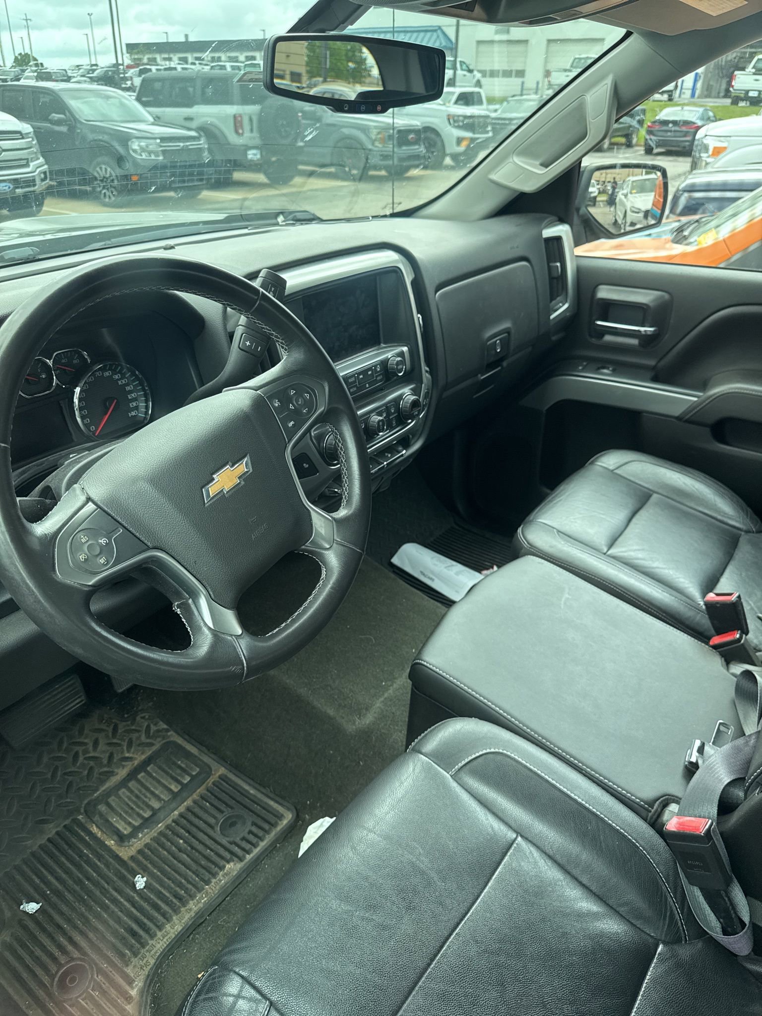 Used 2017 Chevrolet Silverado 1500 LT w/ All Star Edition AWD/4WD image 5