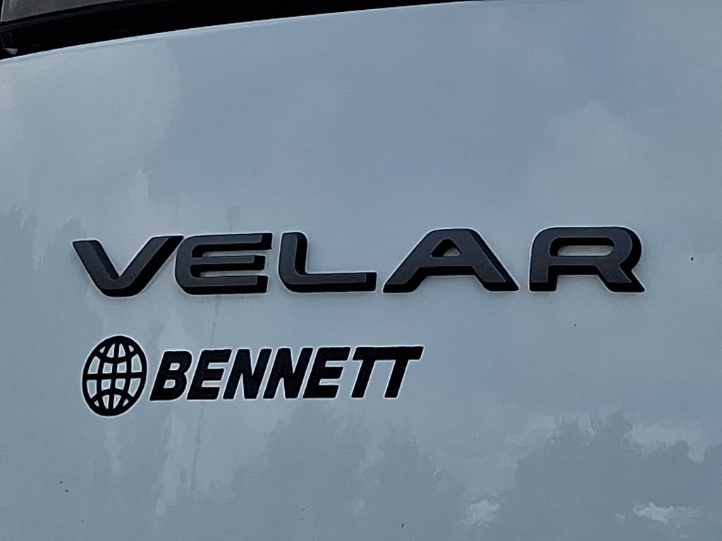 Certified 2026 Land Rover Range Rover Velar Dynamic SE AWD/4WD image 30