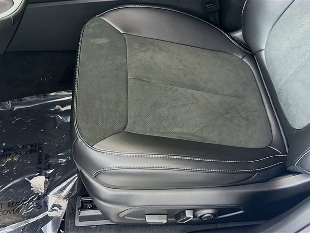 New 2025 Jeep Grand Cherokee Altitude image 18