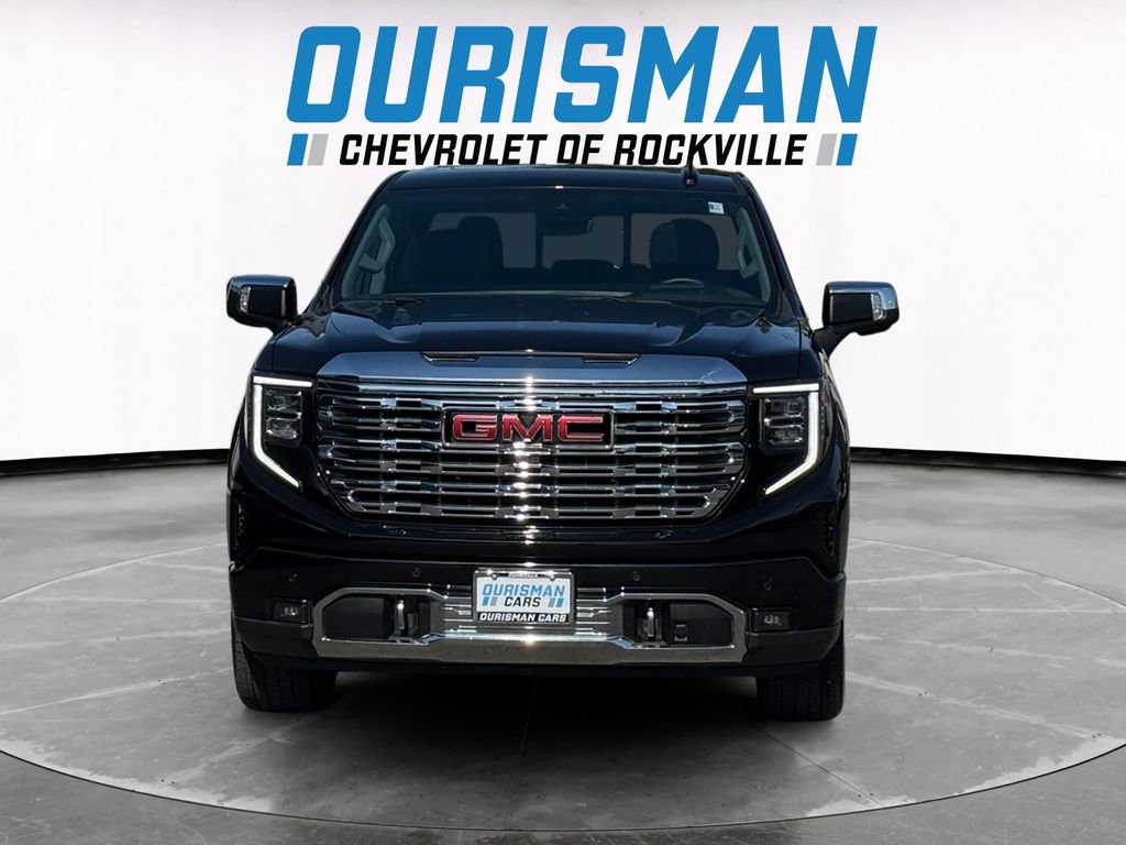 Used 2024 GMC Sierra 1500 Denali w/ Denali Reserve Package AWD/4WD image 8
