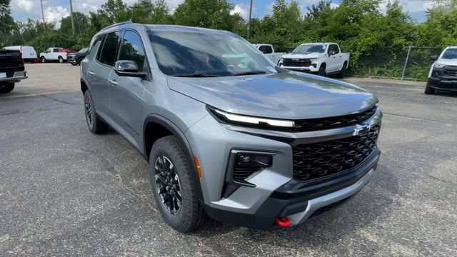 New 2026 Chevrolet Traverse Z71 w/ Driver Confidence Package AWD/4WD image 4