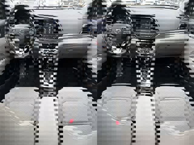 Used 2020 Hyundai Elantra SEL w/ Cargo Package (C1) image 12