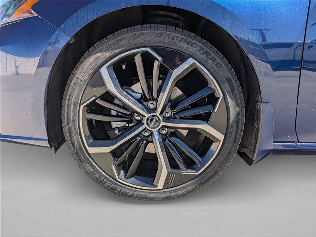 Used 2023 Nissan Altima 2.5 SR FWD image 22
