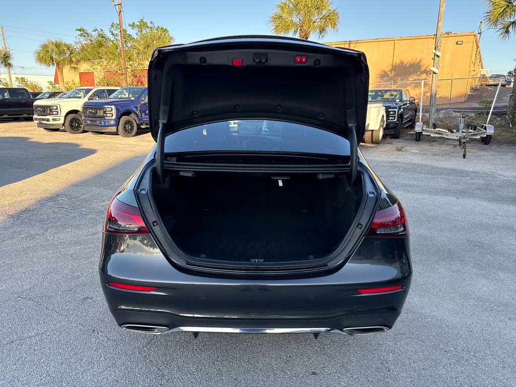 Used 2021 Mercedes-Benz E 350 Sedan image 27