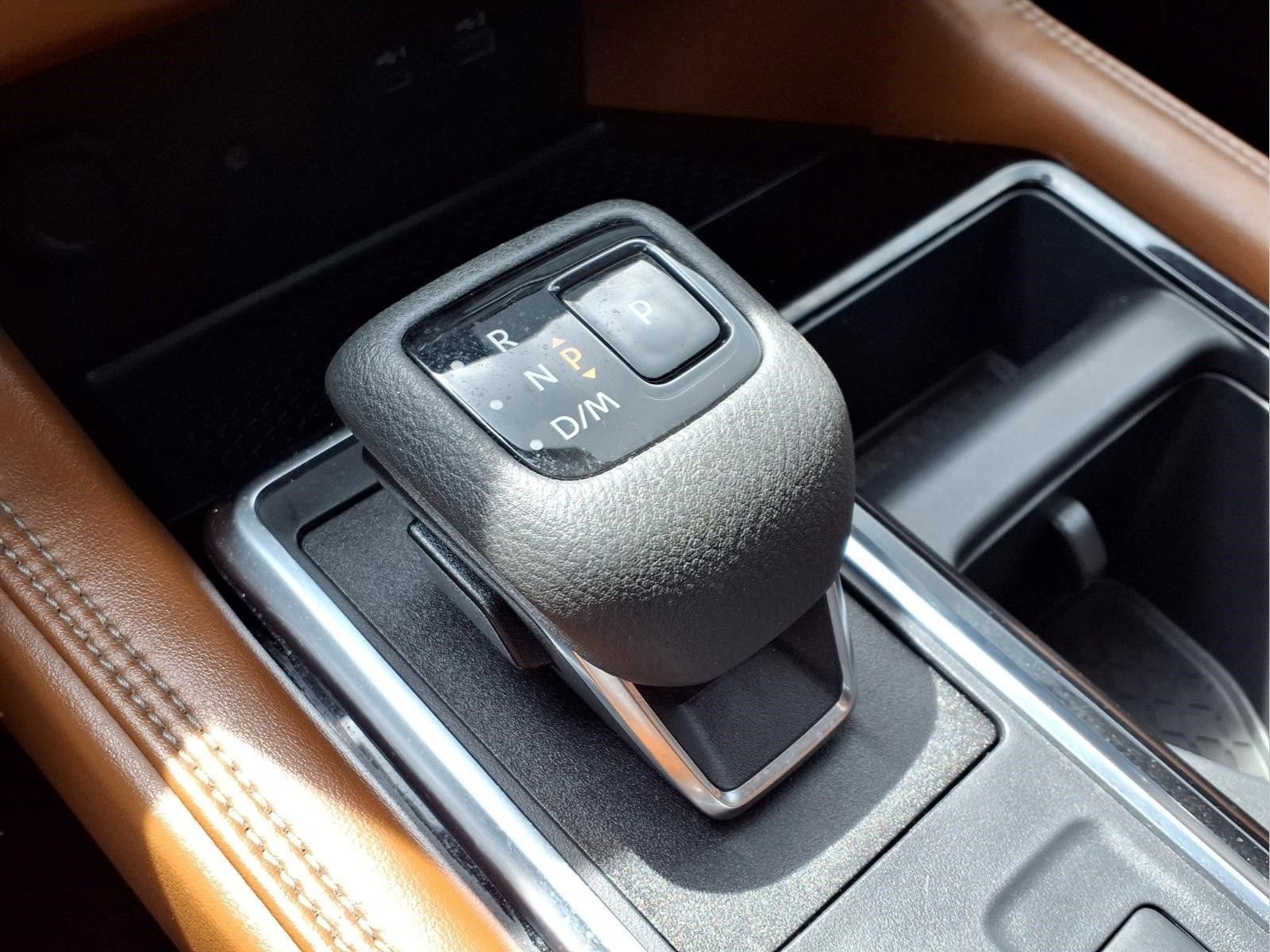 Used 2023 Nissan Pathfinder Platinum FWD image 21